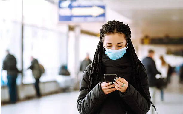 Person using cell phone, sending to app localization.