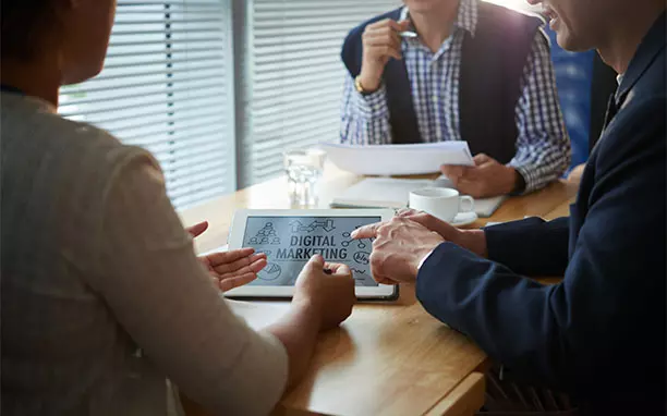 Illustrative art, referring to the how to analyze traffic sources.